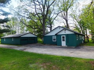 7395 W Lutes Dr, Warsaw, IN 46582