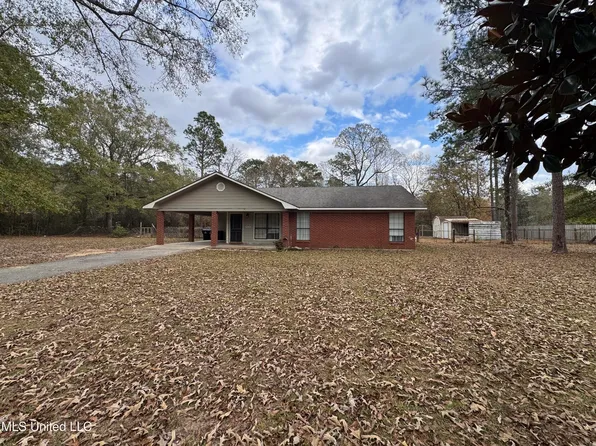 13 C Bond Rd, Wiggins, MS 39577