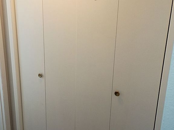 4th image of 3216 S Grand Ave APT 3