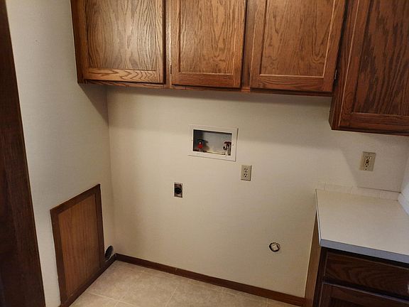 3rd image of 1420 W 16th Ave #A