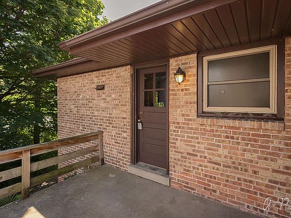 4th image of 2309 Alta Vista Dr