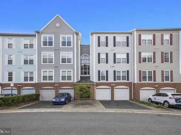 257 S Pickett St #24, Alexandria, VA 22304