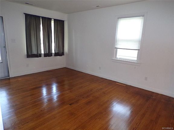 4th image of 109 S Cedar Ave