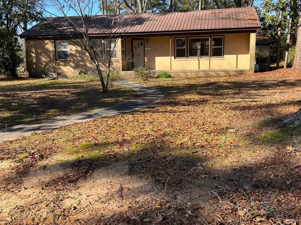 203 Troy St, Magnolia, AR 71753