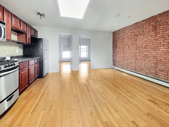 3rd image of 160 Putnam Ave #4F