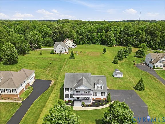 3rd image of 6401 Cookes Farm Dr