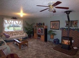 10 Hot Dog Ln W, Elma, WA 98541