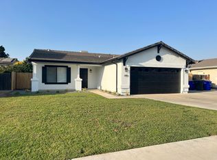 1898 La Vida Ave, Porterville, CA 93257