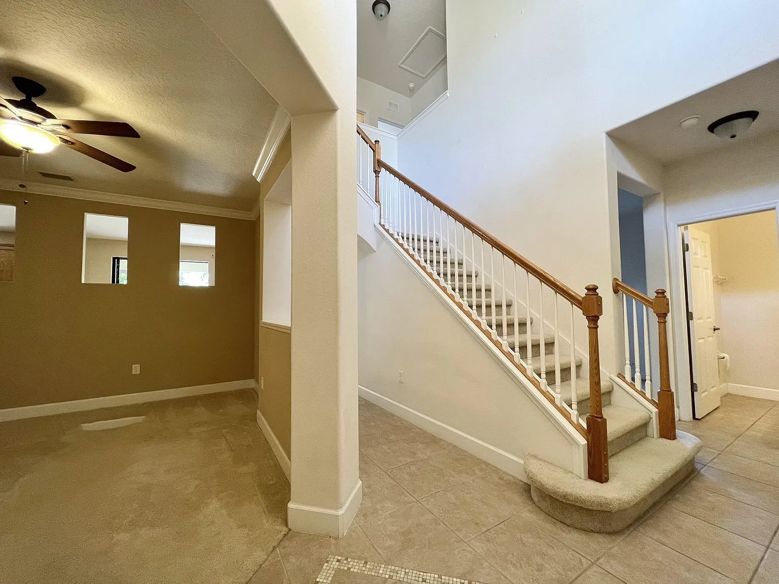 2532 Glenridge Cir — Photo 4