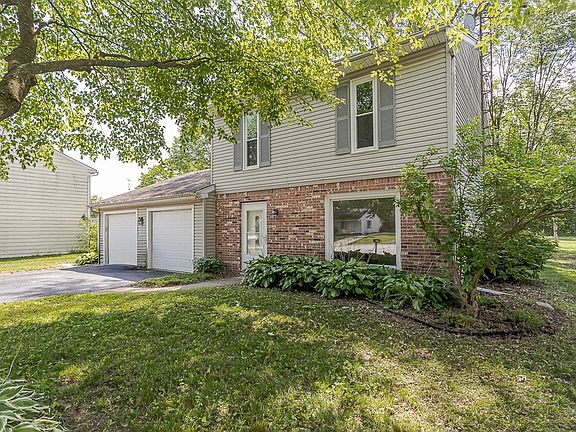 3rd image of 6740 Pelton Dr