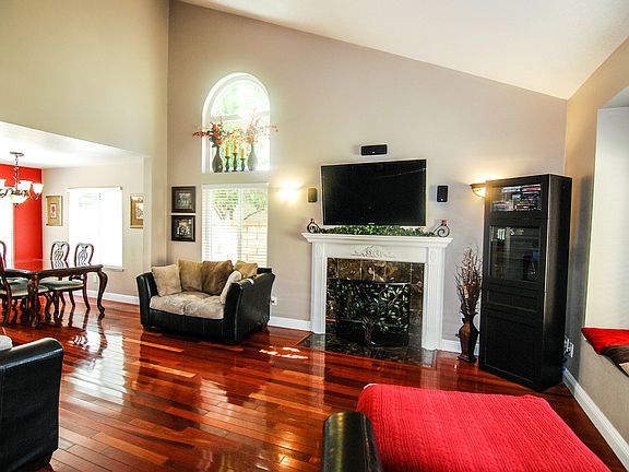 4th image of 6433 Sunny Meadow Ln