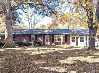 19503 N Moonbeam Ln, Mount Vernon, IL 62864