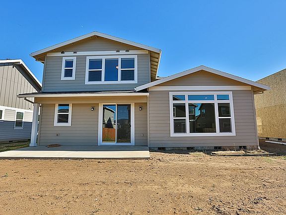 2nd image of 406 Cameo Dr