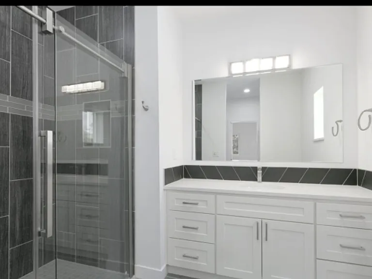 901 Verde Ln — Photo 10