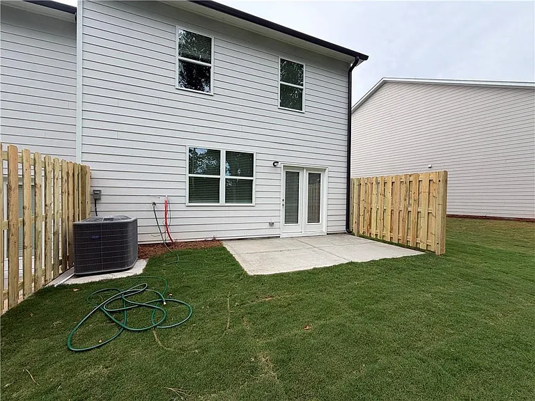 36 Berryville Dr — Photo 16