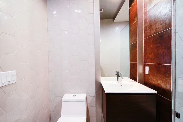 Rented by TheRealEstateCompany.com LLC | media 61