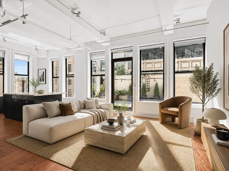 45 E 30th St #14A