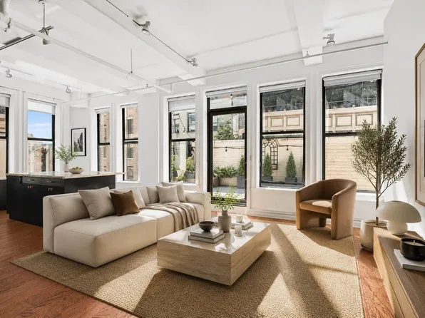 45 East 30th Street image 1 of 11