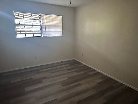 4th image of 3106 Pearl St #3110