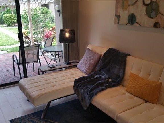 5th image of 3525 Longmeadow #13