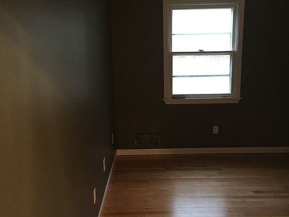 4th image of 34 Timberee Ln