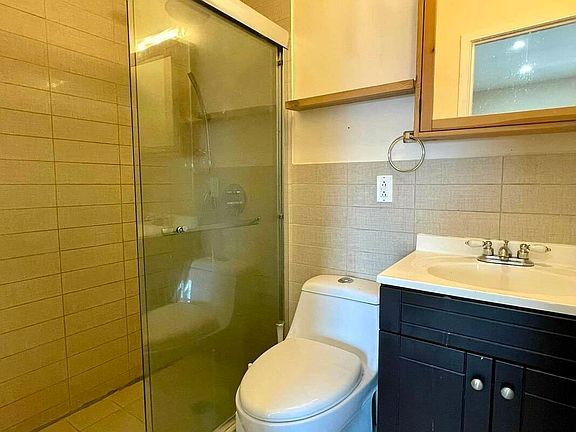 5th image of 171 Hancock St APT 10A