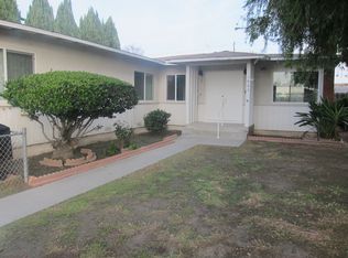 1625 E Market St, Long Beach, CA 90805