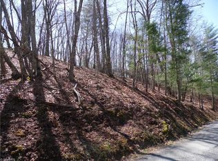 31 & 32 Happy Ridge Rd, Piney Creek, NC 28663