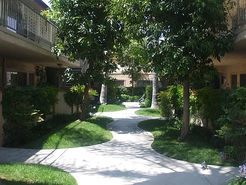 Country Club Terrace Photo 1