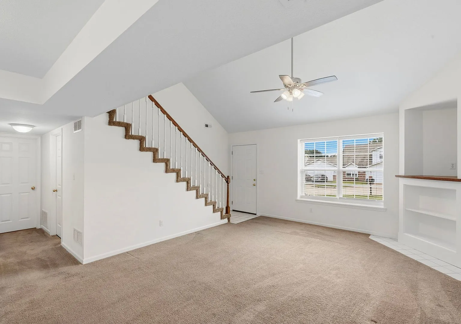 5004-5006 Betty Jean Way — Photo 2