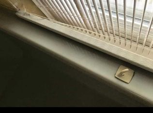 4958 Chestnut St, Shady Side, MD 20764