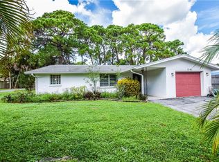 1343 James St, Nokomis, FL 34275