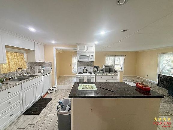 4th image of 5452 Finley Dr