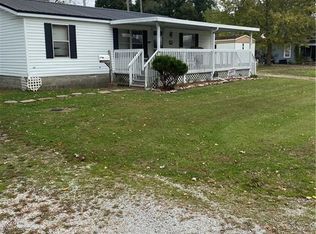 203 N 2nd Ave, Newton, IL 62448
