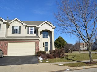 2327 Sandy Creek Dr, Algonquin, IL 60102