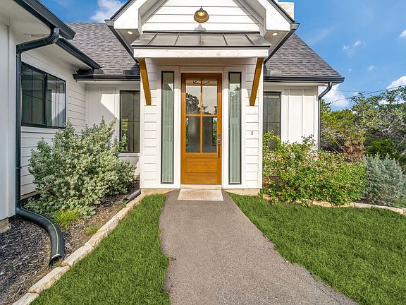 3rd image of 1211 Westhaven Dr