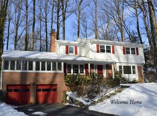 12508 Meadowood Dr, Silver Spring, MD 20904