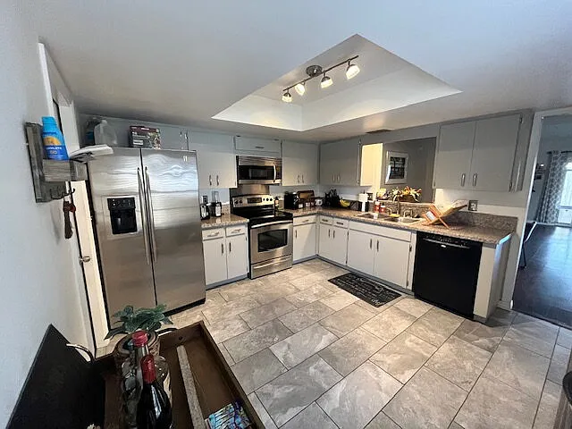 724 Fortuna Dr — Photo 10