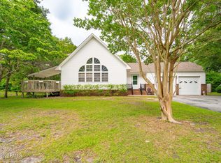 116 Lejeune Rd, Cape Carteret, NC 28584
