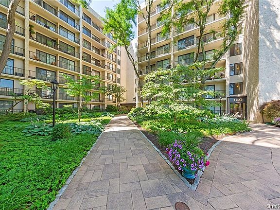 4th image of 150 Overlook Avenue #1S