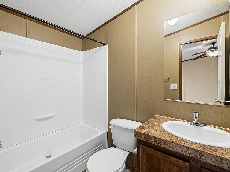 105 Jordan Dr — Photo 20