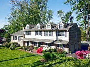 30 Blue Star Dr, Gillette, NJ 07933