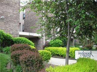 5th image of 4056 Warwick # 11 Blvd