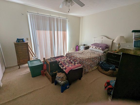 5th image of 1465 Eaton Ave #1