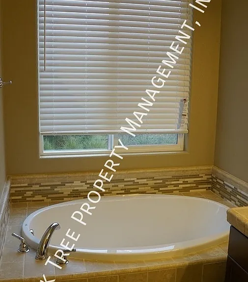 631 Cantera Ave — Photo 10