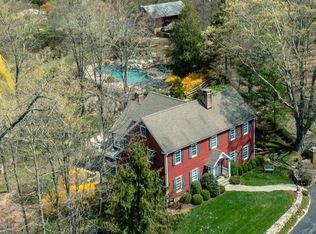 62 Kitchawan Rd, Pound Ridge, NY 10576