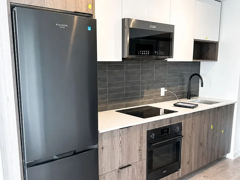 5 Defries St #1404 — Photo 3