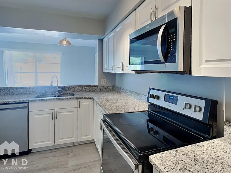 107 Northlake Dr — Photo 5