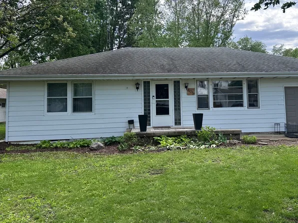 (undisclosed Address), Mahomet, IL 61853
