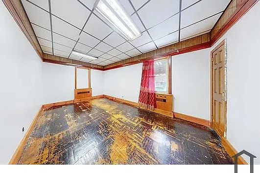 3 bed, $3,777 — Photo 2
